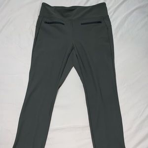 Athleta Women’s Gray Front Zipper Pocket Pants